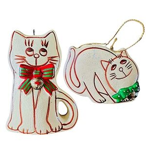 ENESCO Vintage Ceramic Christmas Kitten Ornament (pair of 2) Cream Hand Painted